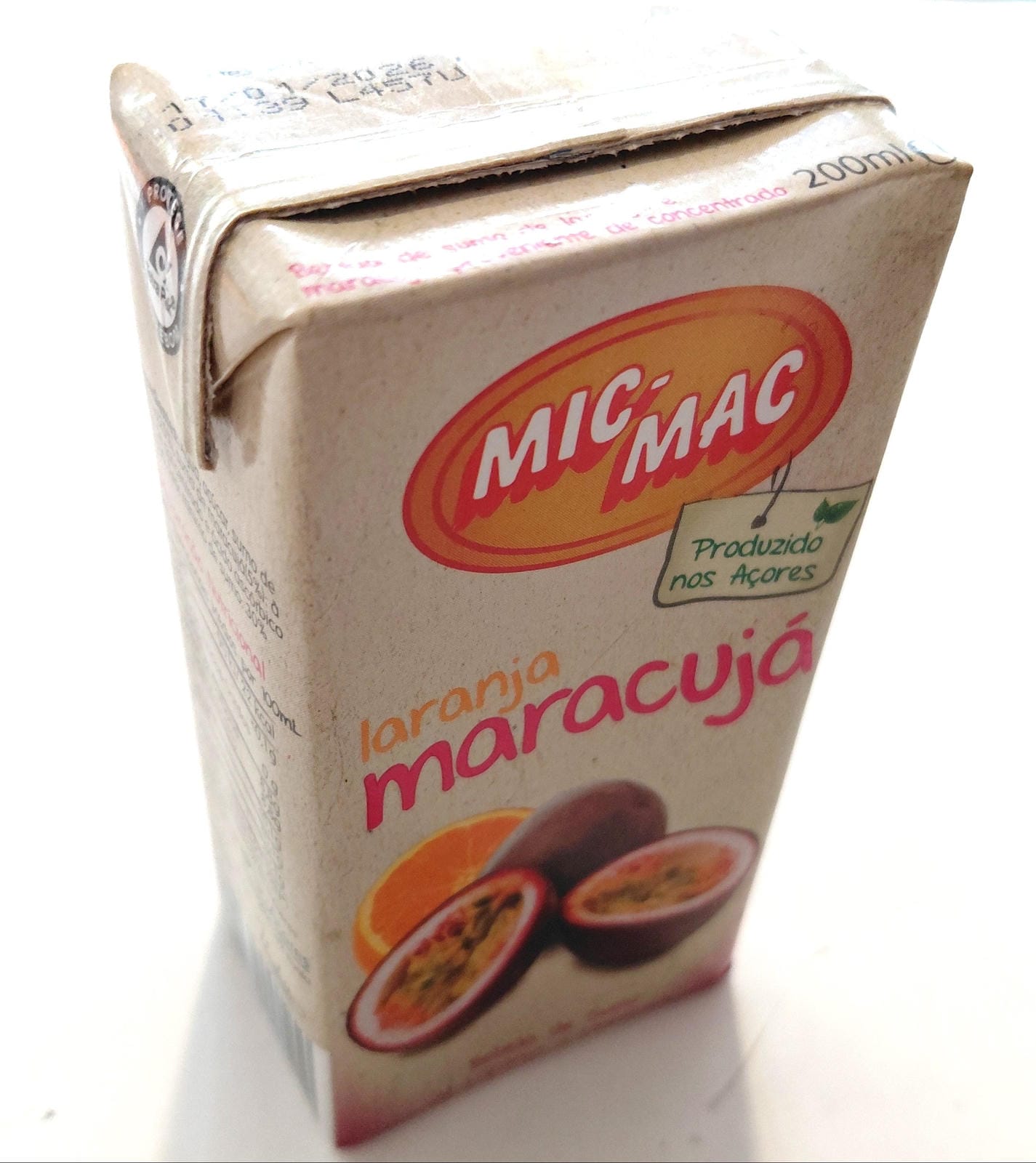 Mic Mac juice orange passion fruit package 200ml front top angle