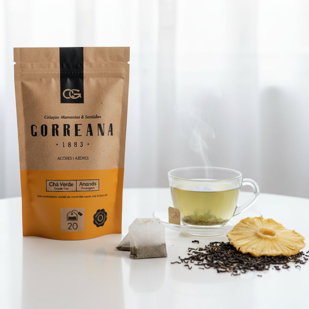 20_teabags_Gorreana_Green_Tea_with_Azorean_Pineapple_Loose_Leaf_Fruity_Refreshing_package_with_cup_on_side