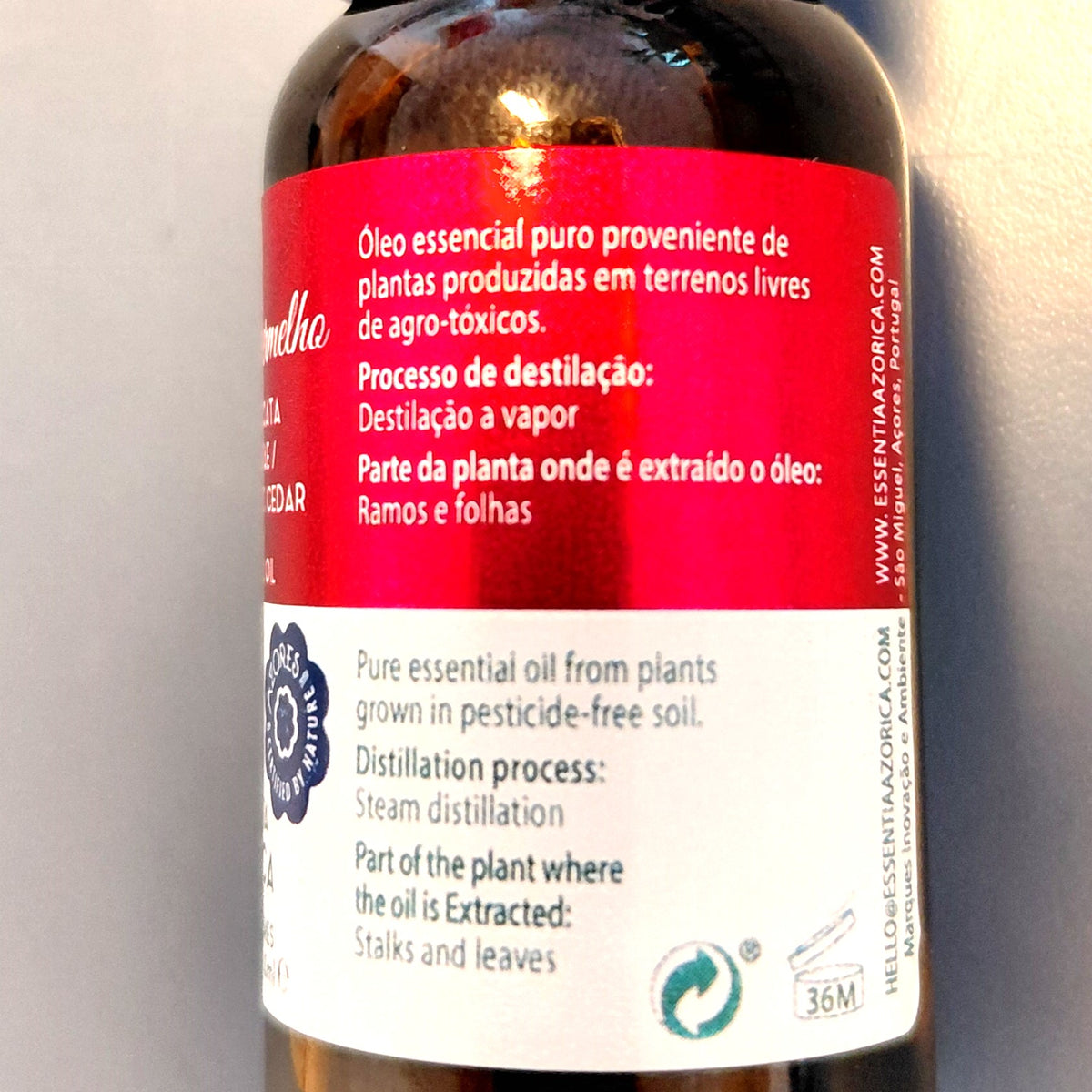 Western Red Cedar Essential Oil – 10ml/100ml Thuja plicata | Essentia Azorica – Azores Glass Bottle origin label